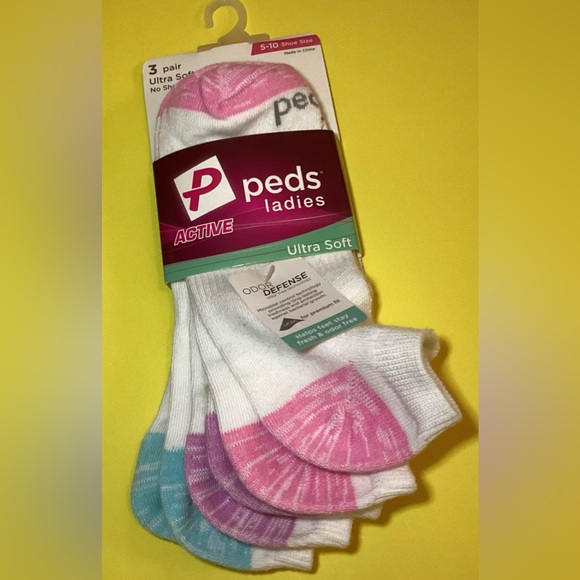 Peds Assorted 21 pairs Women’s Socks - Picture 4 of 8